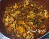 A picture of step 2 of Cauliflower Curry.