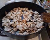 Szalonnás, káposztás burgonya Sanyisan recept fázis 3 fotója