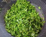A picture of step 1 of Carrots/Gajar And Methi Leaves Subzi.
