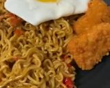 Foto langkah ke 7 dari resep Indomie spicy garlic cheese.