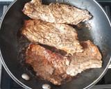 Foto del paso 2 de la receta: Bistec al sartén.