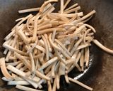 A picture of step 1 of Kinpira Gobo.