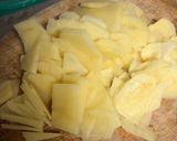 รูปขั้นตอนการทำที่ 1 ของ ไข่เจียวสเปน(Tortilla)🥚🥔🥕🍖#ปาร์ตี้ของว่าง