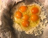 Sajt alatt sült tojás 🧀🍳 recept fázis 1 fotója