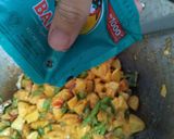 Foto langkah ke 8 dari resep Sambal Goreng Kentang Buncis.