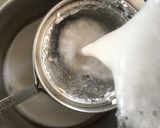 தேங்காய் பால் ரெசிபி ஸ்டேப் 2 புகைப்படம்