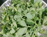 A picture of step 1 of Methi bajra thalipeeth.