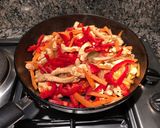 Foto del paso 4 de la receta: Julianas de pollo con verdura