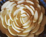 Foto del passaggio 7 della ricetta Torta di pasta frolla alla cannella con crema di albumi e mele