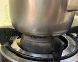 A picture of step 3 of Apple Cinnamon Tea.