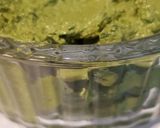 A picture of step 3 of Spinach, walnut and tomato pesto.