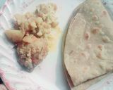 A picture of step 5 of Chicken Gobhi Alu.