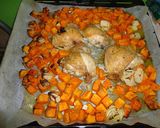 Krémes, sült csirkés, sütőtökös leves recept fázis 1 fotója