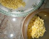 A picture of step 3 of Moong Daal Pakory.