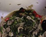 Foto langkah ke 4 dari resep Oseng Bayam Jamur Tiram.