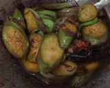 Foto langkah ke 3 dari resep Tumis Terong Ikan Asin.