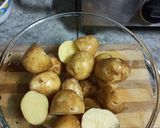 A picture of step 2 of Sindhi Aloo Tuk.