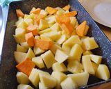 Colában sült pulykacomb petrezselymes sült burgonyával recept fázis 2 fotója
