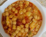 A picture of step 5 of Aloo chana masala.