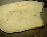 Foto del paso 1 de la receta: Pan a la fugazzeta coronado con huevo poché 🍞🍳