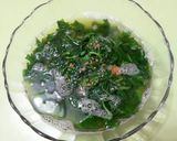 Hình bước làm 3 của món Canh rau lang nấu bột nêm tôm