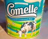 A picture of step 2 of Banana milk shake.