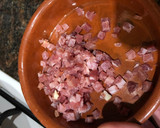 Foto del paso 3 de la receta: Solomillo de cerdo con acelgas salteadas con jamón