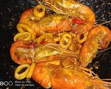 Foto langkah ke 4 dari resep Udang Cumi Asam Manis.