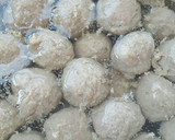 Foto langkah ke 5 dari resep Bakso Sapi...kenyal enak tanpa baking powder 😍👍.