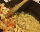 Foto del paso 4 de la receta: Salteado de fideos y pollo