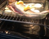 Foto del paso 7 de la receta Corvina al horno con limón y vino blanco