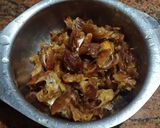 A picture of step 1 of Dates Chocolate fudge bars.
