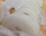 Foto del paso 1 de la receta: Pastel o torta de cebolla y proteína de arveja sin harina 🧅🫛low carb casi keto