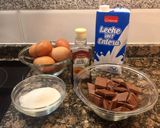Foto del paso 1 de la receta: Flan de chocolate con leche y vainilla