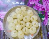 Hình bước làm 2 của món Chè hạt sen long nhãn