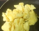 Foto langkah ke 3 dari resep Scrambled Egg Full Cream.