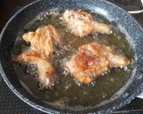 Foto langkah ke 4 dari resep Ayam Goreng Kipas.