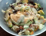 Foto del paso 1 de la receta: Ensalada verde con frutas y yogurt.