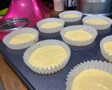 A picture of step 3 of Gilded Christmas Orange Cupcakes.