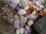 Soto Ayam Lamongan dengan koya