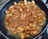 A picture of step 4 of Chicken stuffed buns.