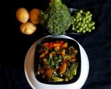 A picture of step 6 of Broccoli Potato Matar ki Sabji.