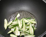 A picture of step 4 of Last cucumber standing.