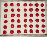 Foto langkah ke 4 dari resep Red Velvet Chips Soft mini cookies. Simple No mixer..!.