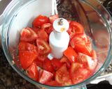 Foto del paso 2 de la receta Sopa fría de hortalizas y frutas sin pan