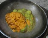 A picture of step 2 of ગ્રેવીવાળું ગલકા નું શાક.