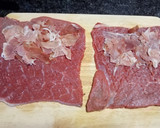 Foto del paso 3 de la receta: Ternera rellena de pimiento rojo asado y jamón serrano