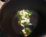 A picture of step 3 of Pan fried pork chop with soy sauce.