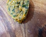 A picture of step 5 of Methi mathri.