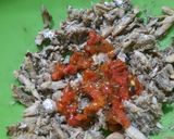 Foto del paso 3 de la receta: Empanadas de sardinas con 5 ingredientes